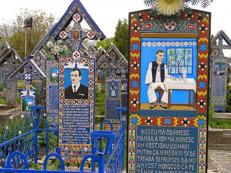 Nghĩa trang “vui vẻ” ở Romania